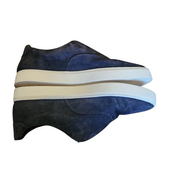VINCE Galia Women\'s Size 8M Navy Blue Suede Slip On Loafer Classic Modern